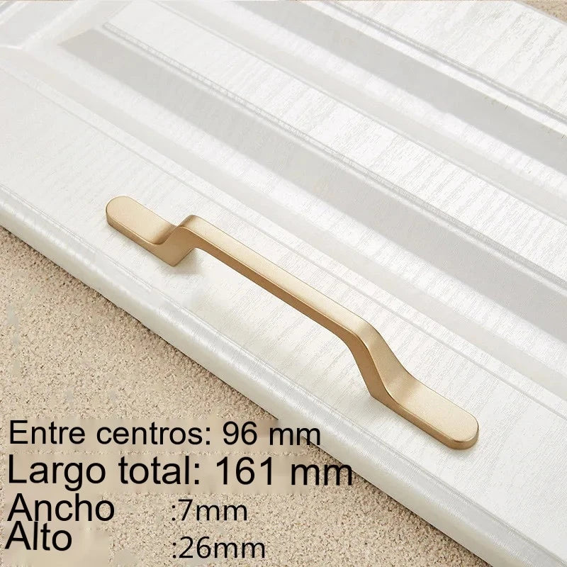 Tirador dorado para cocina y armario – acabado dorado arena – zamak – 3 diseños – pomo a 320 mm