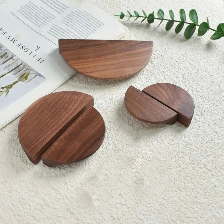 Tirador de madera maciza media luna para muebles y cajones – haya o nogal – 80 a 200 mm