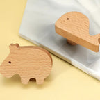 Pomo infantil de madera para cómoda y armario de bebé – animales, nubes, estrellas y lunas – haya