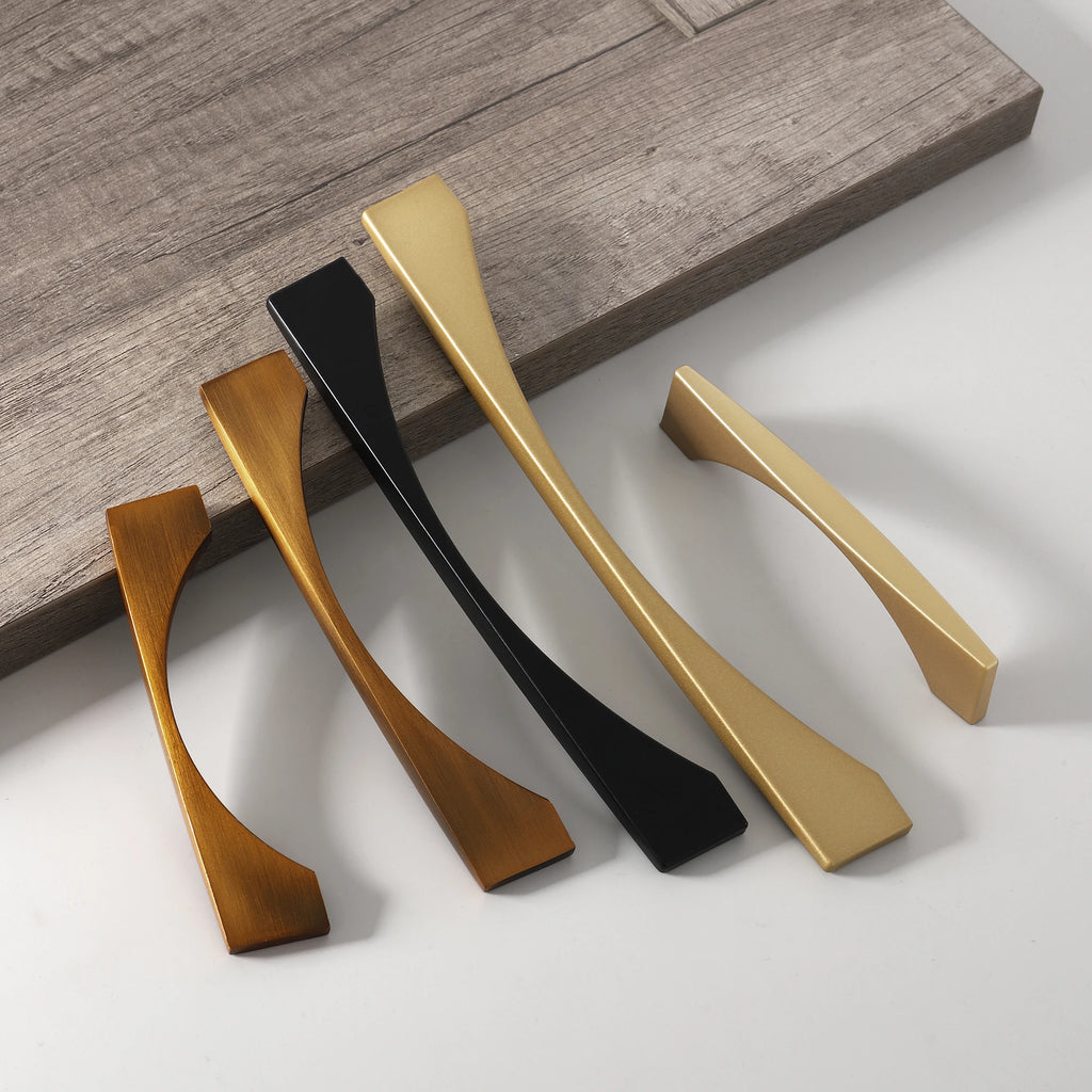 Tirador de cocina moderno curvo – negro, dorado o bronce – aluminio – para armarios – 96 a 320 mm