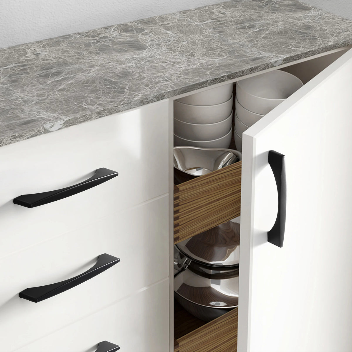 Tirador de cocina moderno curvo – negro, dorado o bronce – aluminio – para armarios – 96 a 320 mm