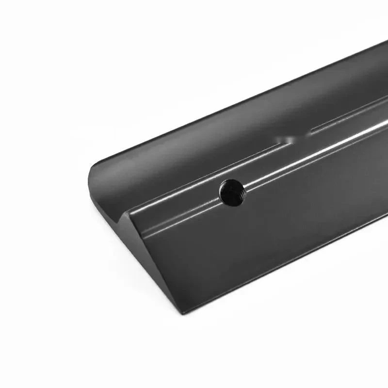 Tirador uñero oculto de canto para cocina y armario – aluminio negro, plata o dorado – 64 a 192 mm