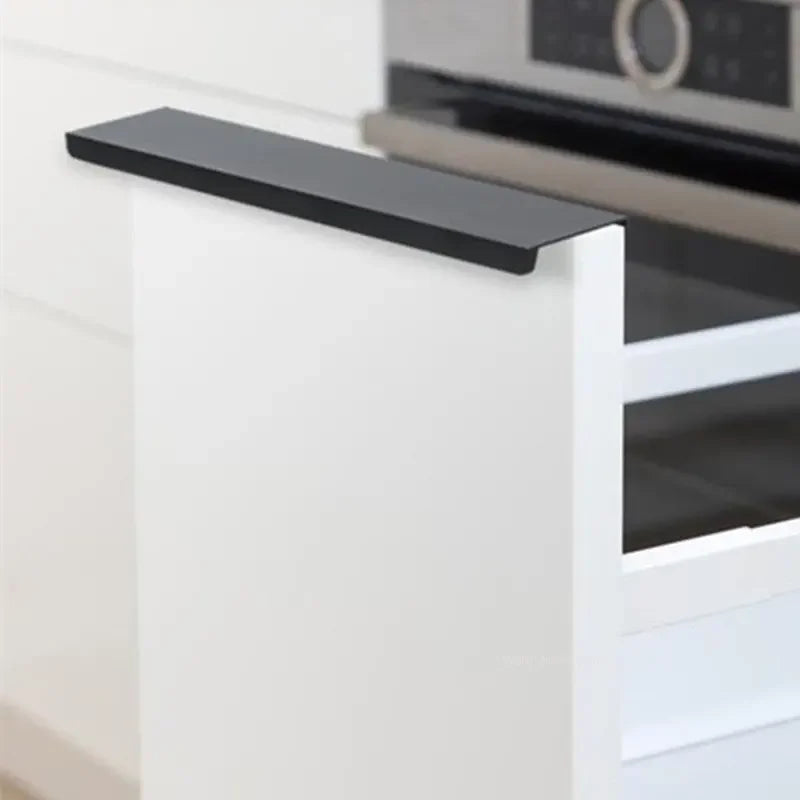 Tirador perfil de canto para puertas de cocina y armario – aluminio negro, plata o dorado – 80 a 500 mm