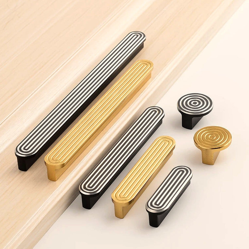 Tirador de diseño moderno para muebles y cajones – relieve de líneas – dorado o blanco y negro – pomo a 160 mm