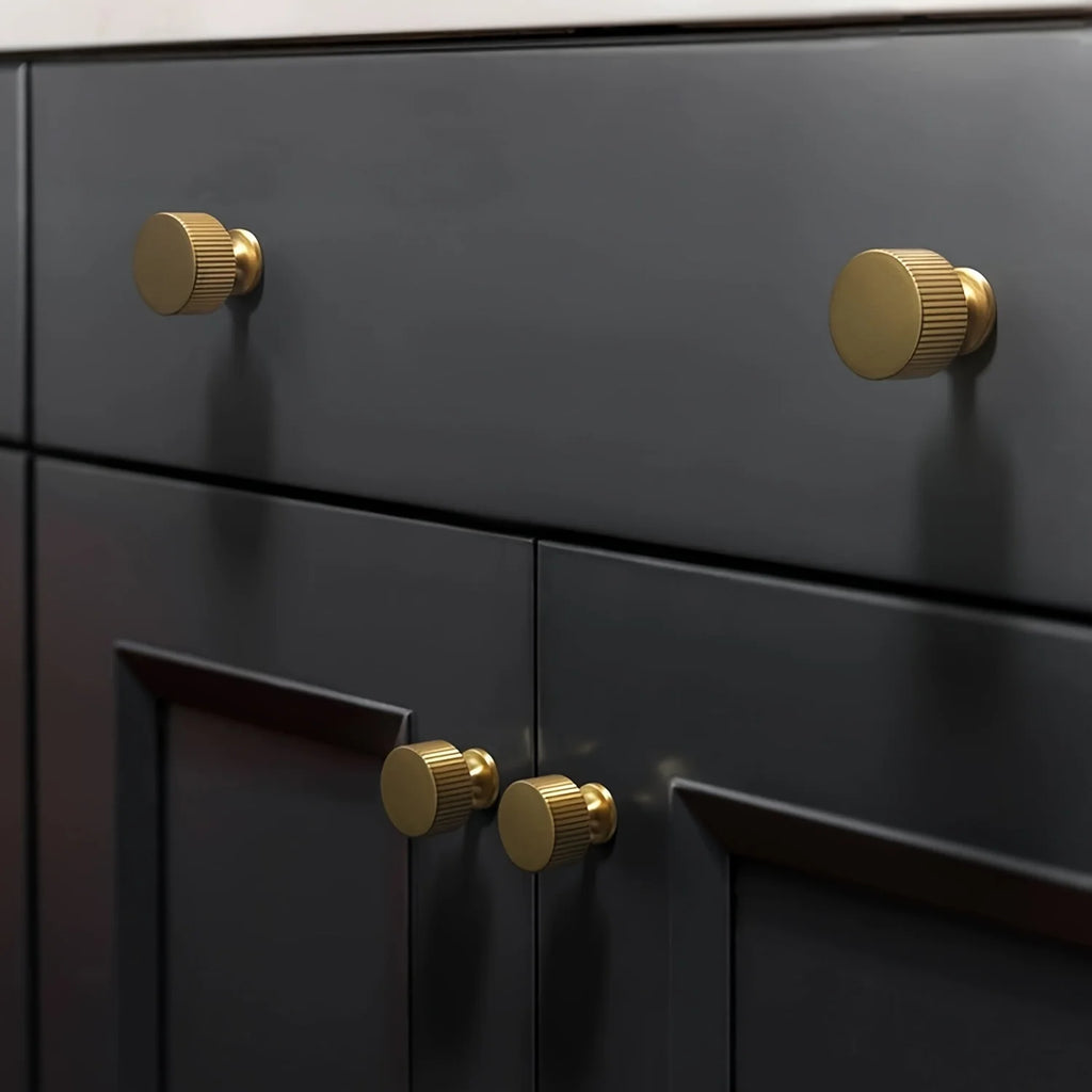 Pomo dorado retro estriado para muebles y cajones – metal acabado latón – 1 o 4 unidades