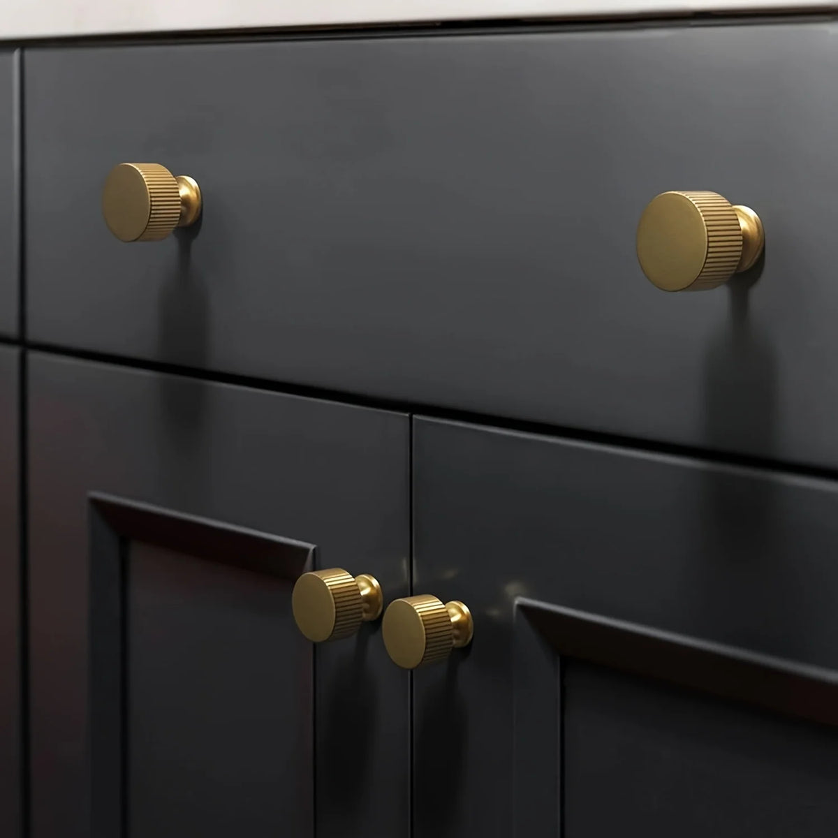 Pomo dorado retro estriado para muebles y cajones – metal acabado latón – 1 o 4 unidades