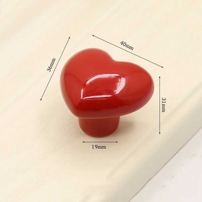 Pomo infantil corazón de cerámica para cómoda y armario – 12 colores
